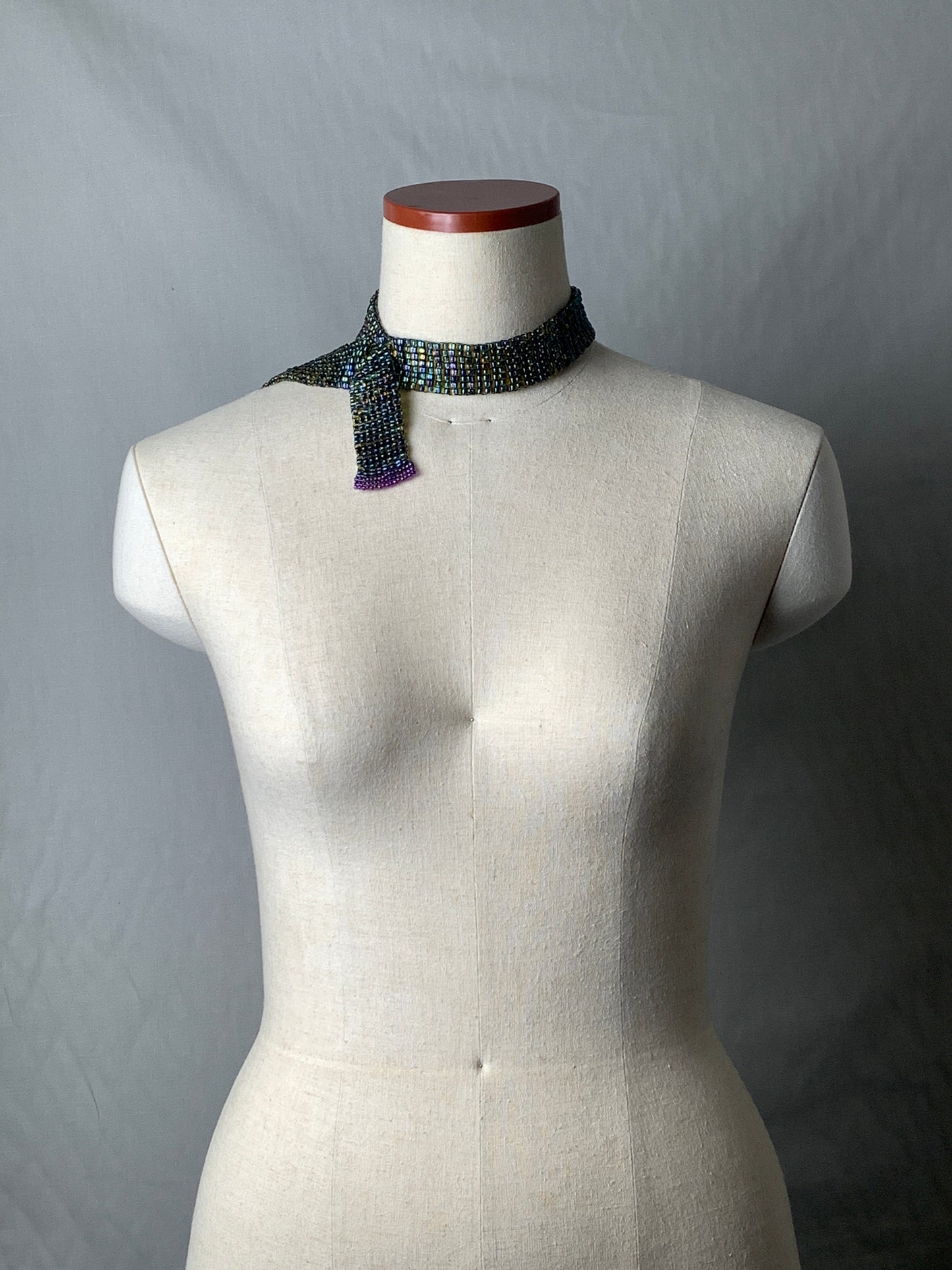 【受注販売】tie collar Triangle type A necklace navy green